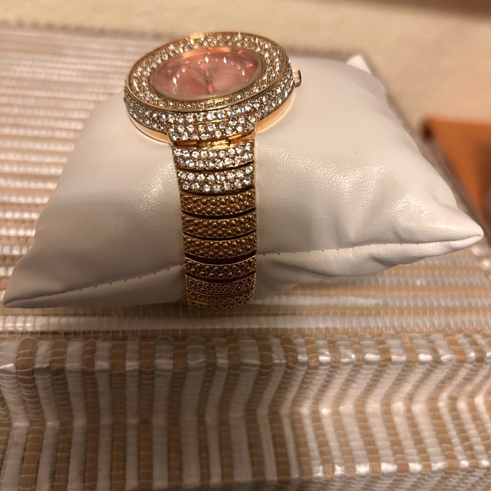 Burgi Watch - Picture 2 of 9